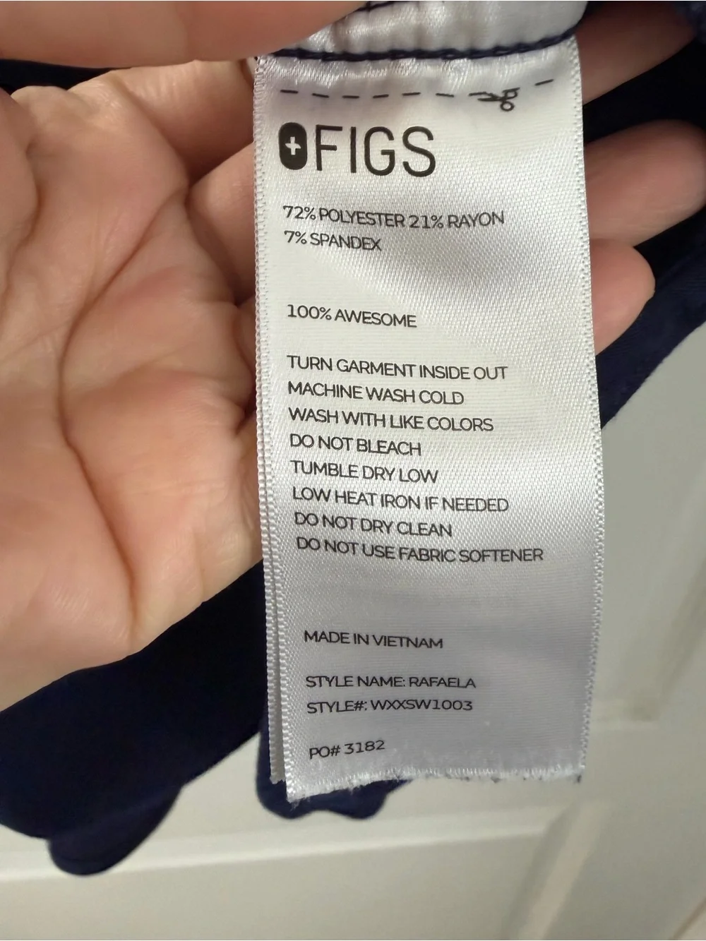 Figs Rafaella Oversized Navy Scrub Top (Size XL)